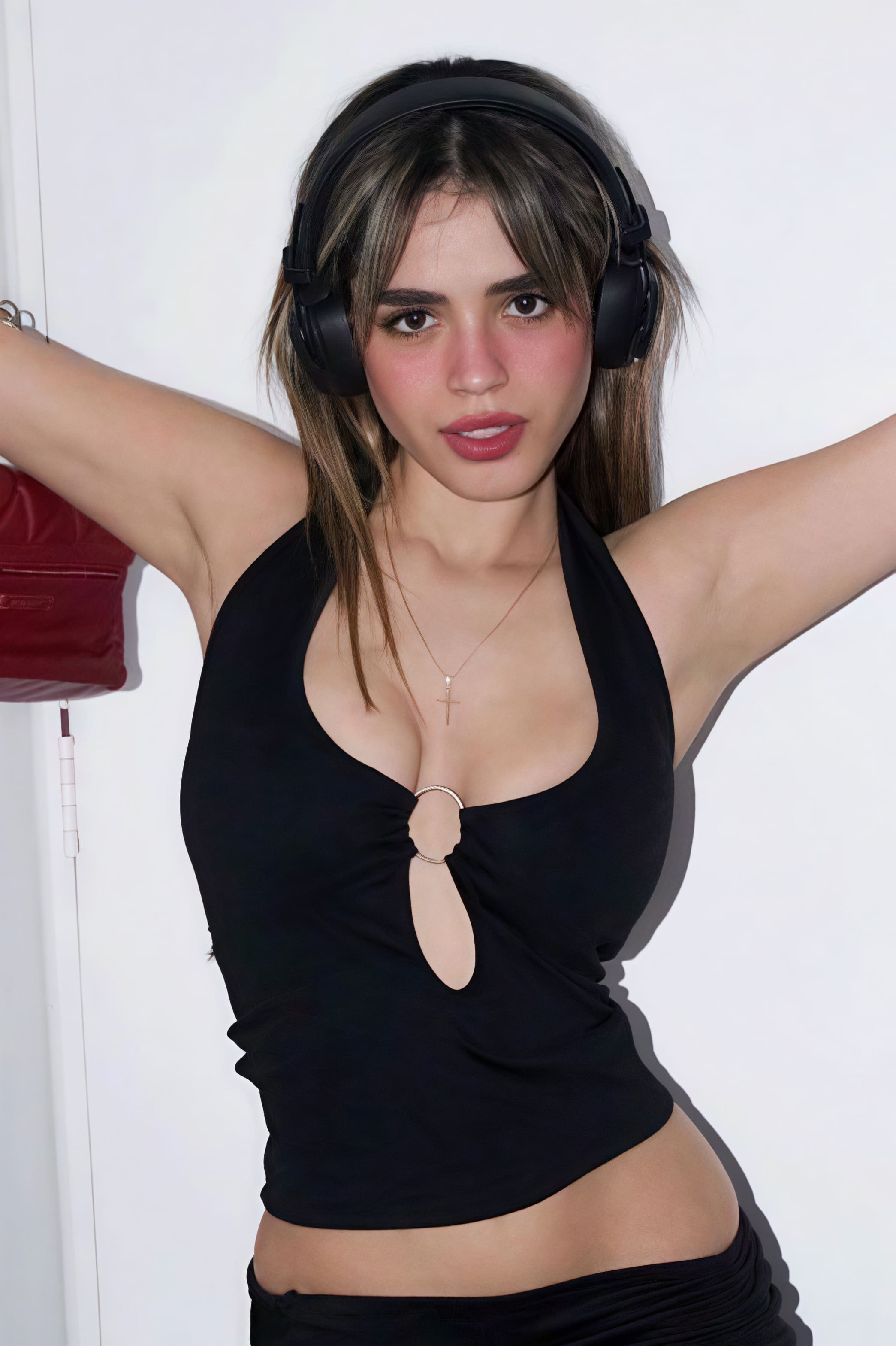 Solid Slim O-Ring Cutout Halter Top