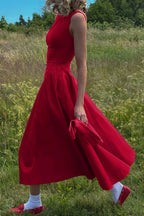 Solid Sleeveless Waisted Slim Midi Dress