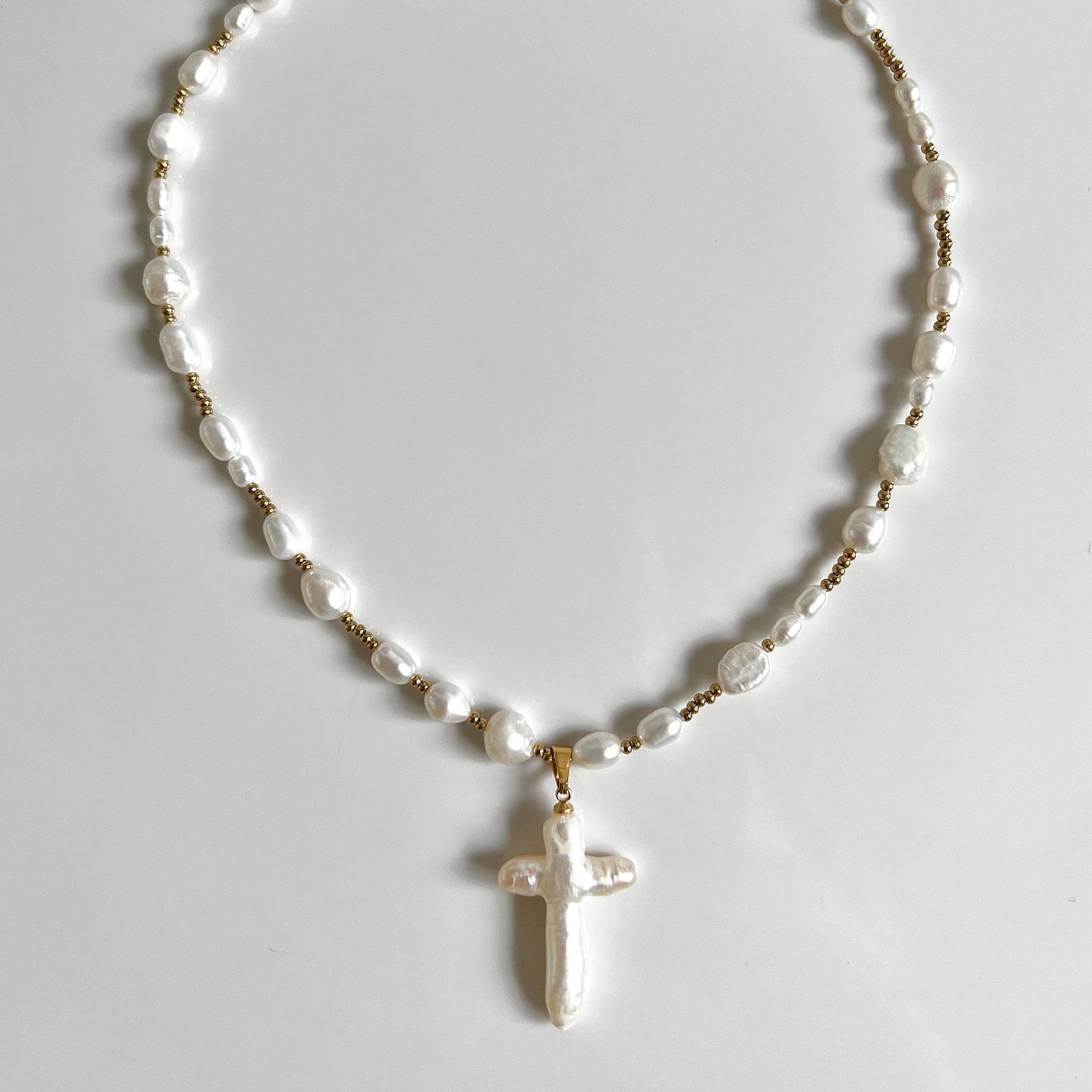 Vintage Baroque Cross Pearl Necklace