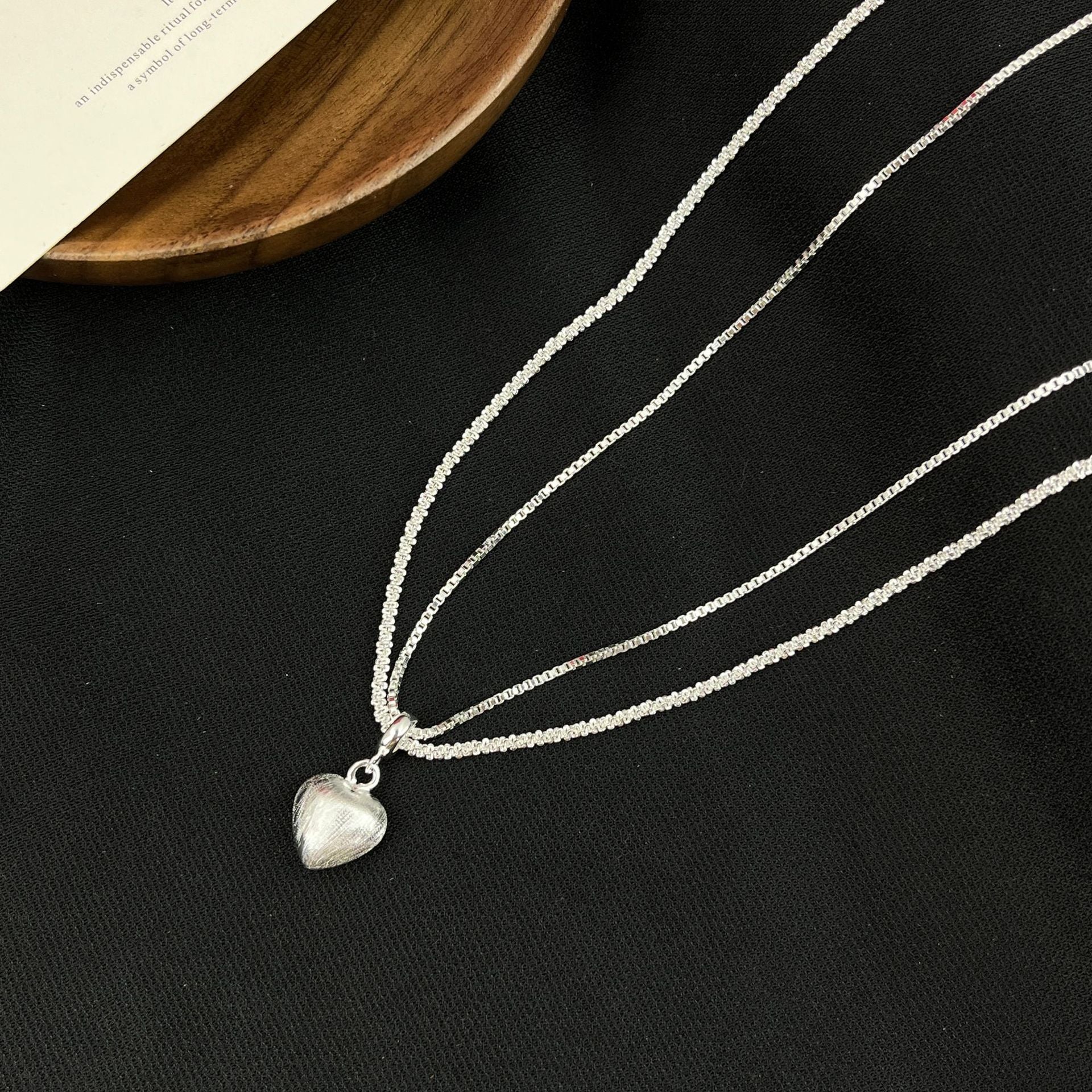Minimal Double Layer Heart Pendant Necklace