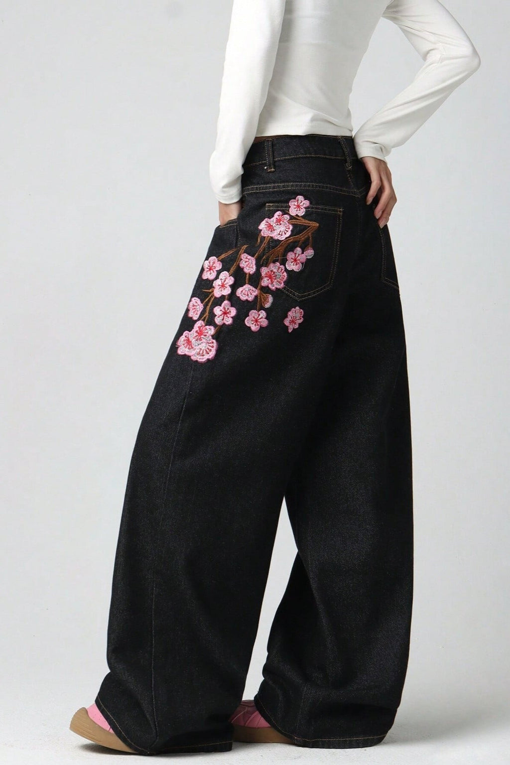 Y2K Vintage Embroidered Wide Leg Jeans
