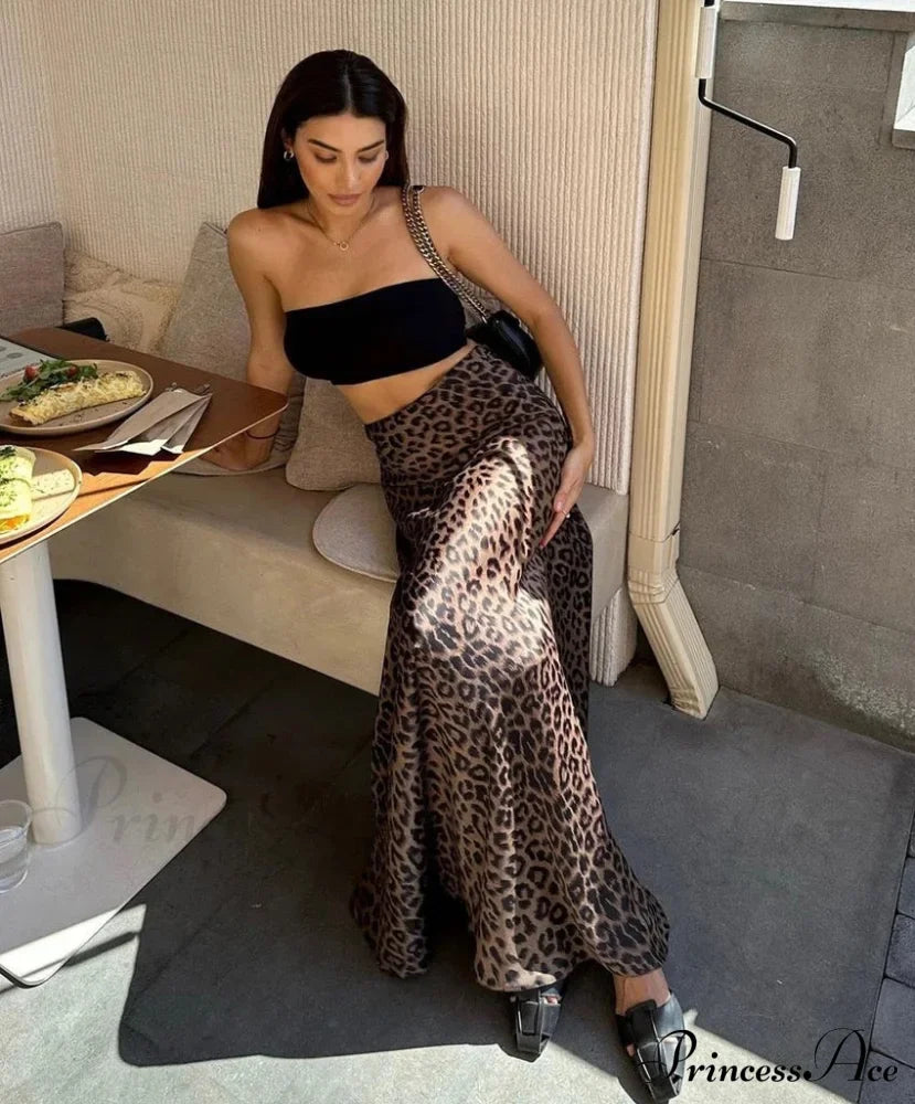 Amberi Elegant Long Skirt