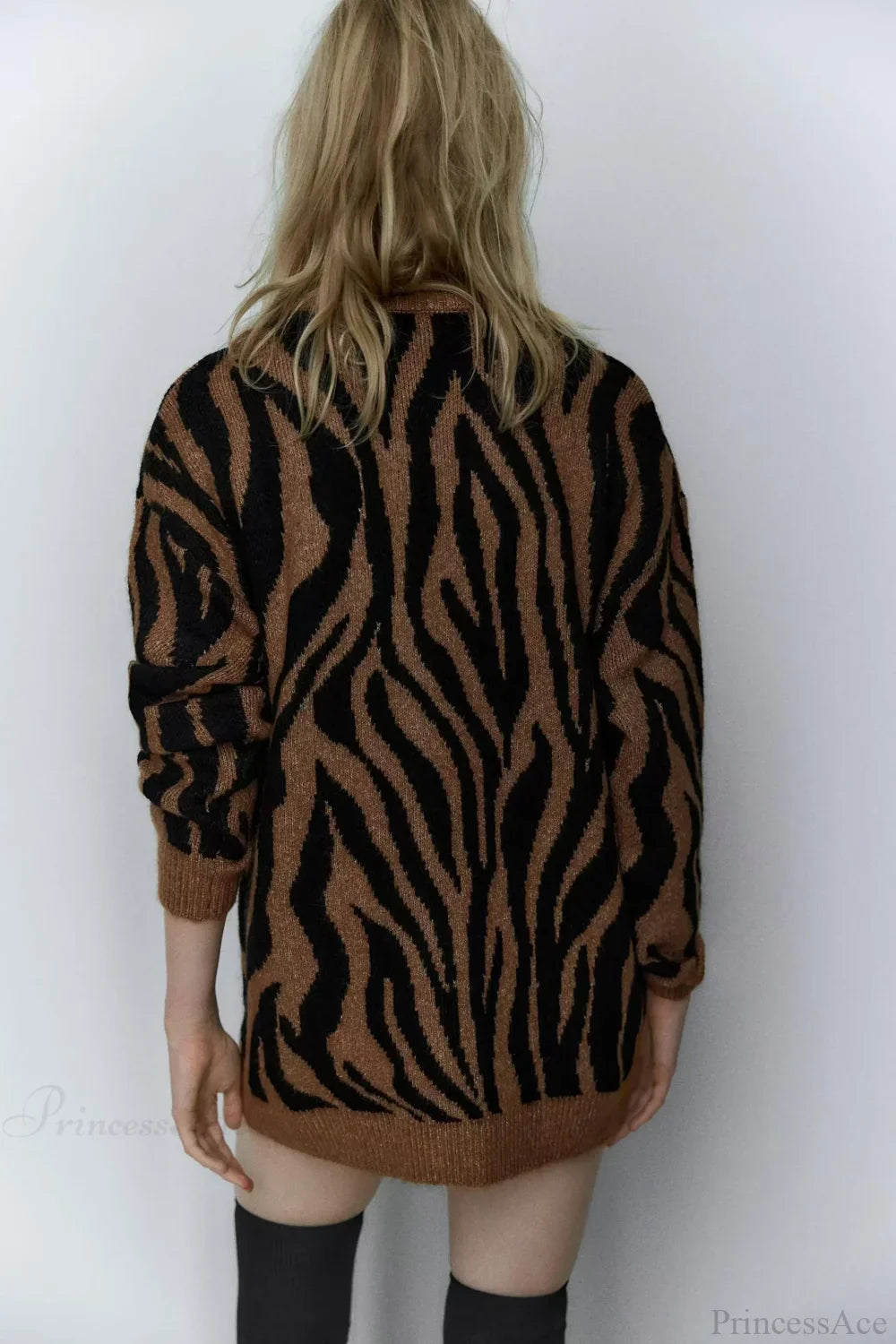 Animal Jacquard V-Neck Long Sleeve Cardigan