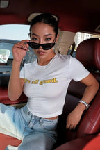 Minimalist Slim Crop Letter Print T-Shirt
