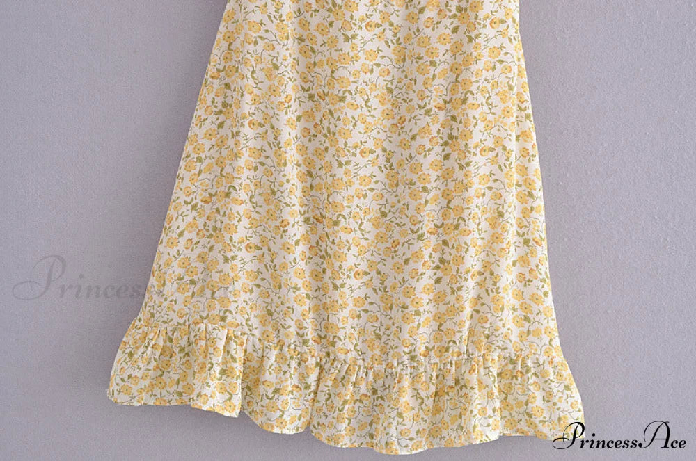 Charming Ditsy Floral Ruffled Mini Dress