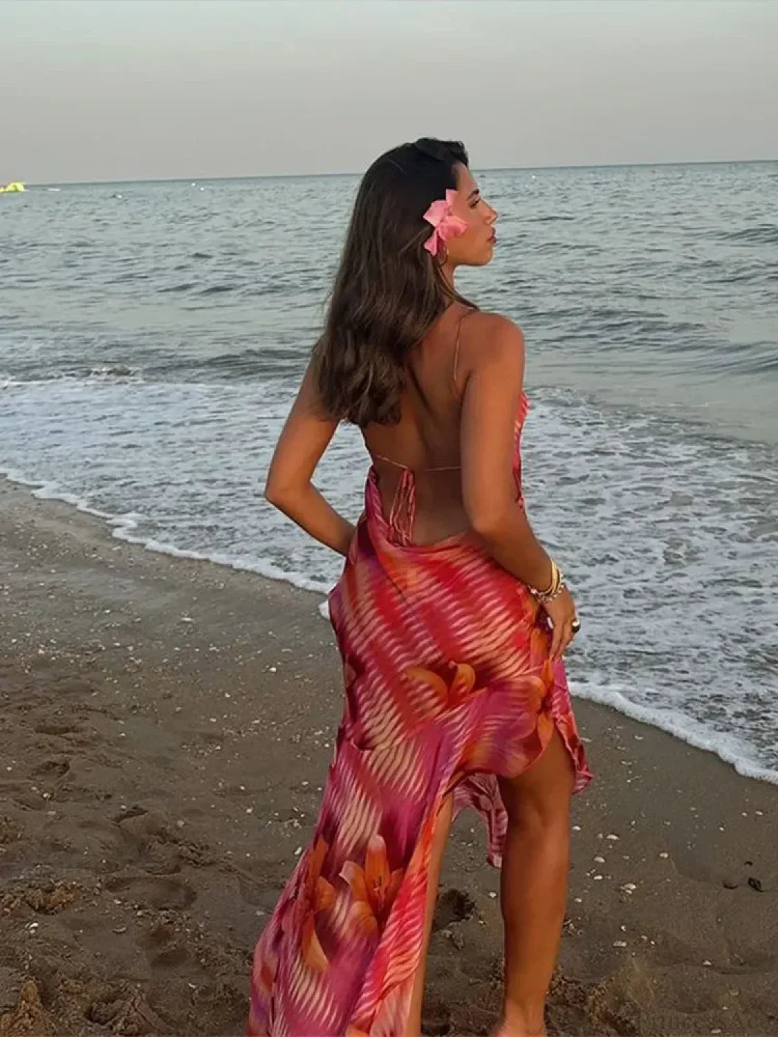 V-Neck Beach Ruffles Backless Floral Dress