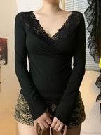 Dirty Lace V-Neck Knit Top