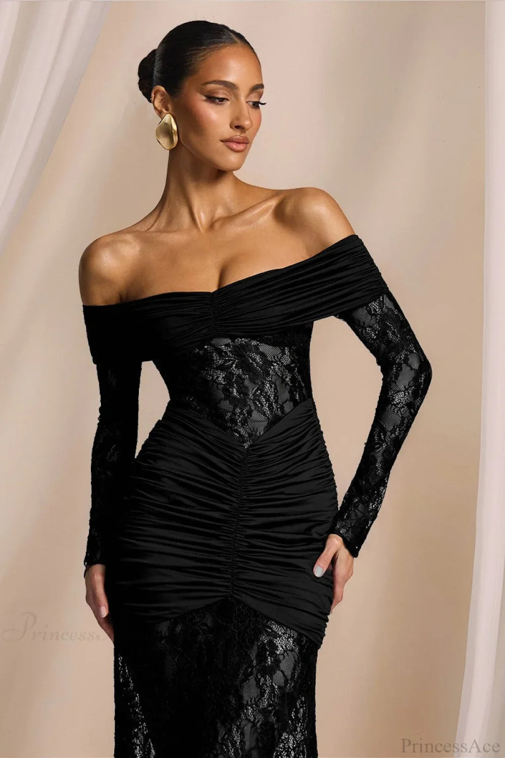 Elegant Lace Off-The-Shoulder Long Sleeve Bodycon Evening Dress