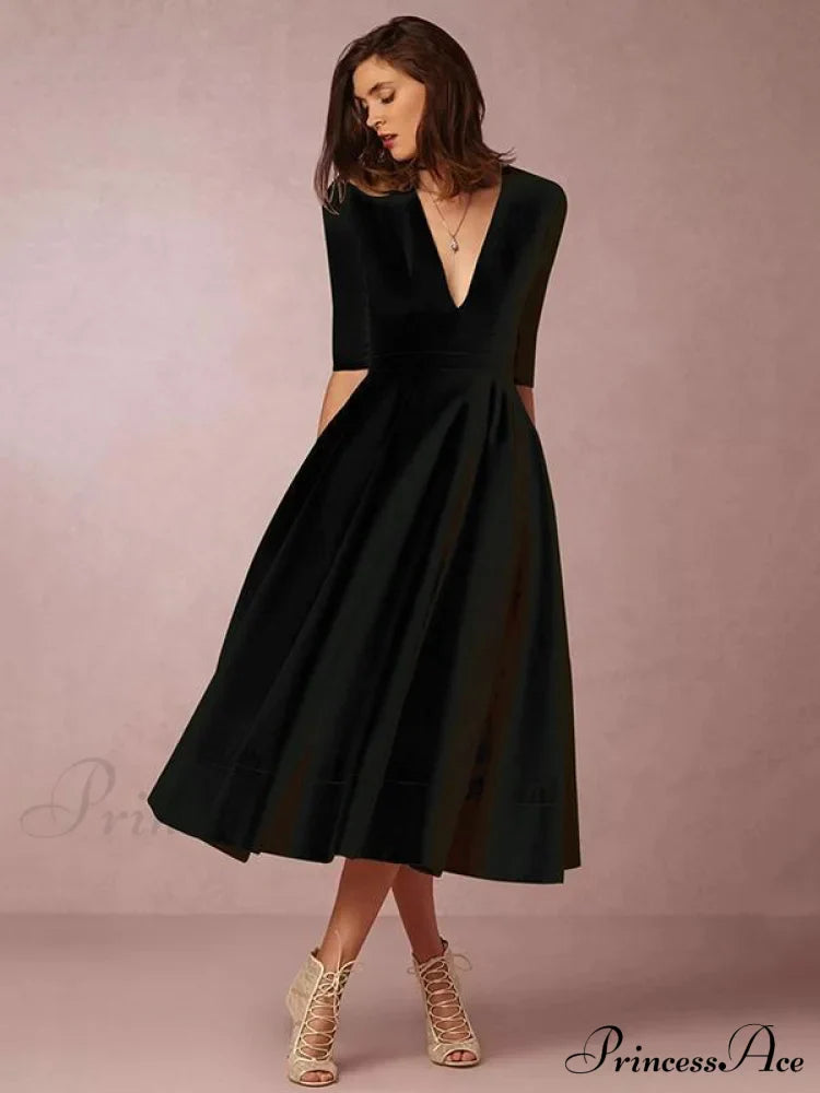 Elegant White V-Neck Evening Dress