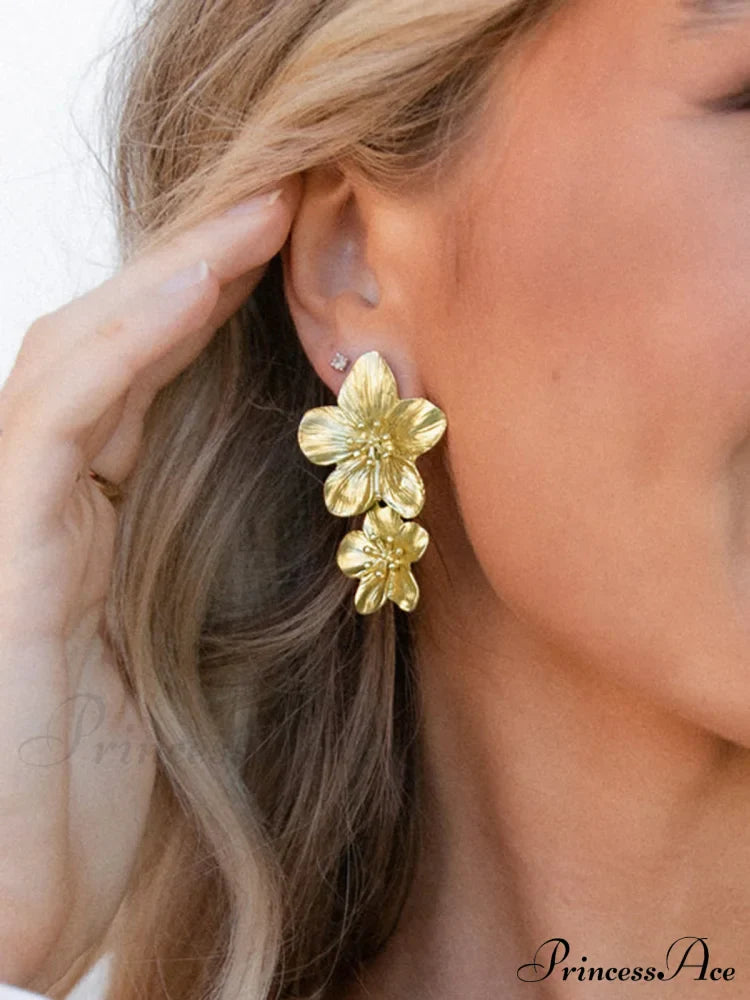 Charming Flower-Shaped Earrings