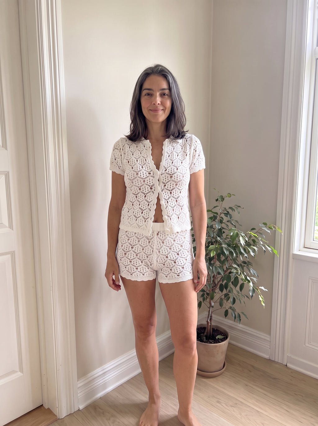 cutout|White|mom