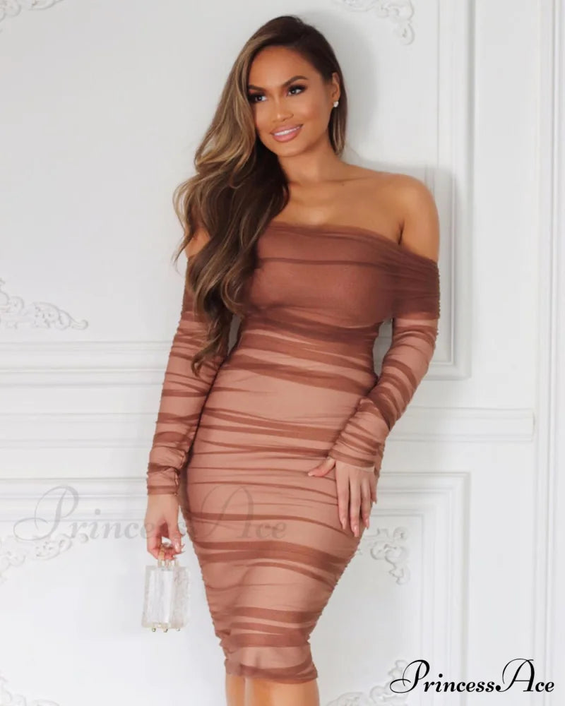 Iyana Elegant Midi Dress