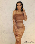 Iyana Elegant Midi Dress