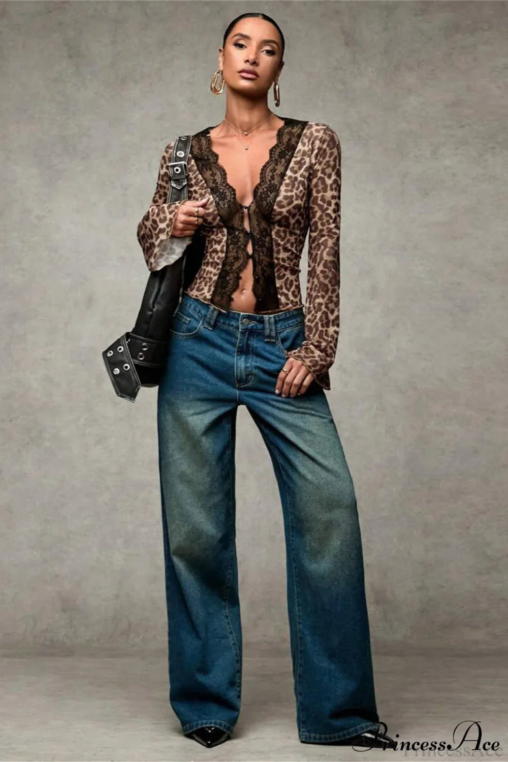Lace Panel Leopard Slim Flared Sleeve Long Tee