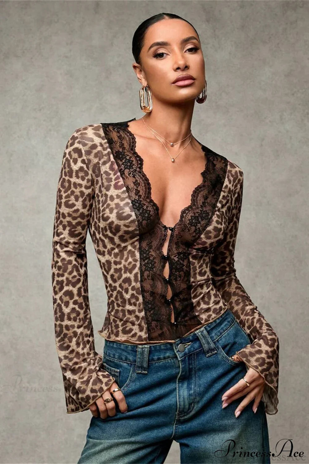 Lace Panel Leopard Slim Flared Sleeve Long Tee