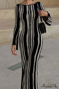 Long Sleeve Knitted Dress With Contrast Color