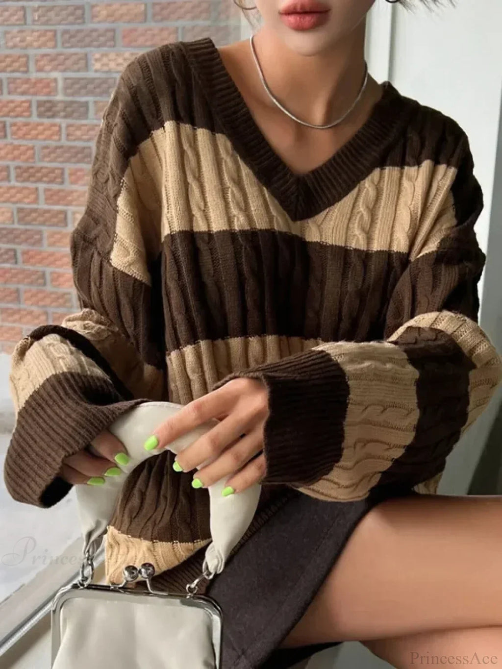 Loose Knit V-Neck Vintage Pullover Sweater