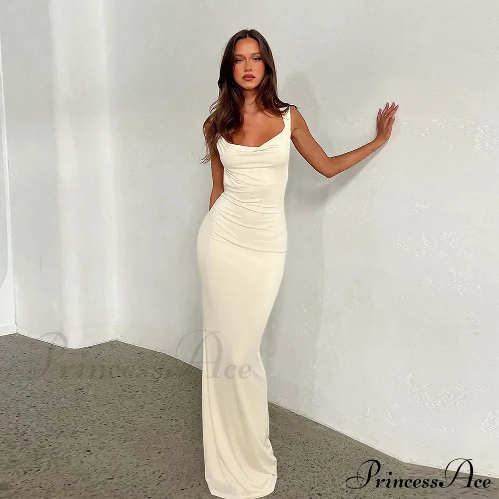 Mia Elegant Maxi Dress