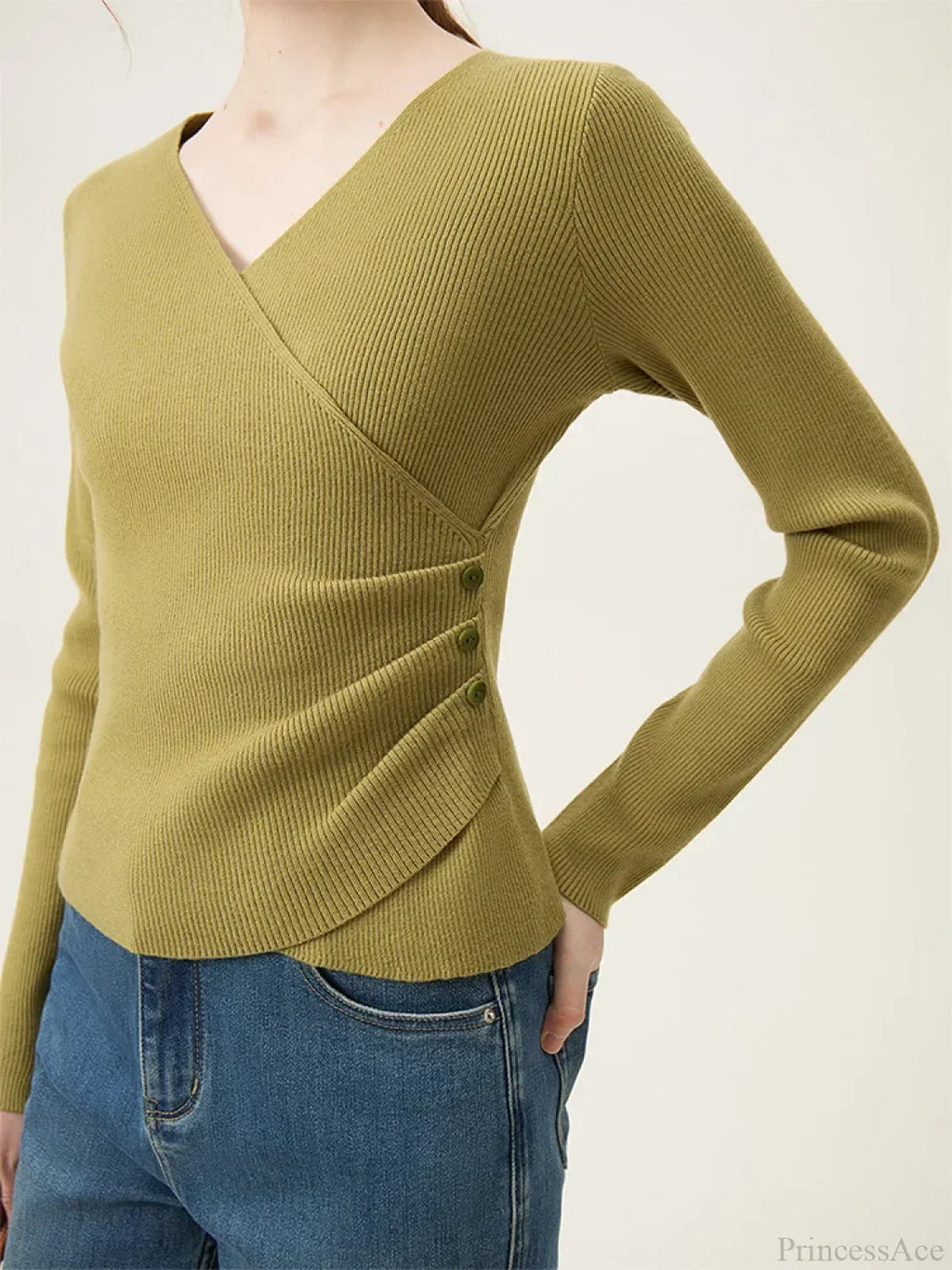 Minimalist V-Neck Knit Bottom Sweater