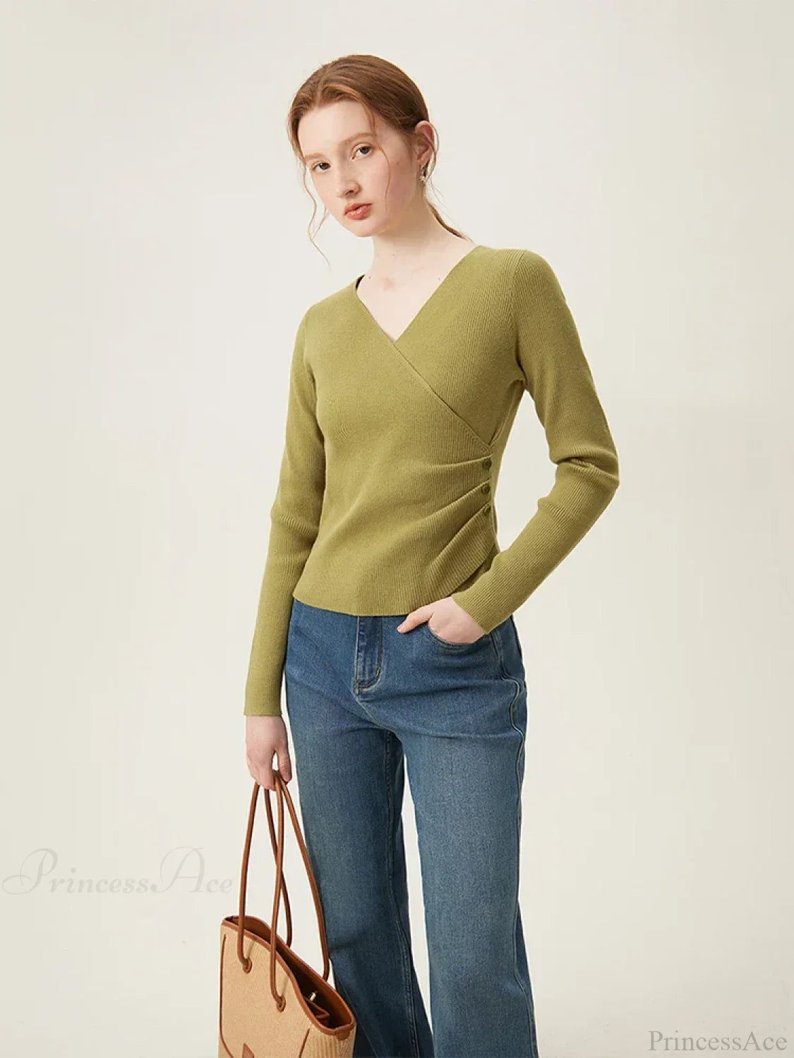 Minimalist V-Neck Knit Bottom Sweater