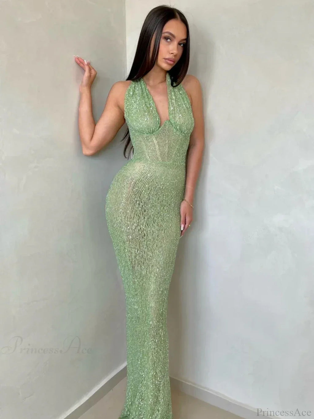 Halter Deep V Neck Sequins Green Sleeveless Backless Celebrity Party Dress