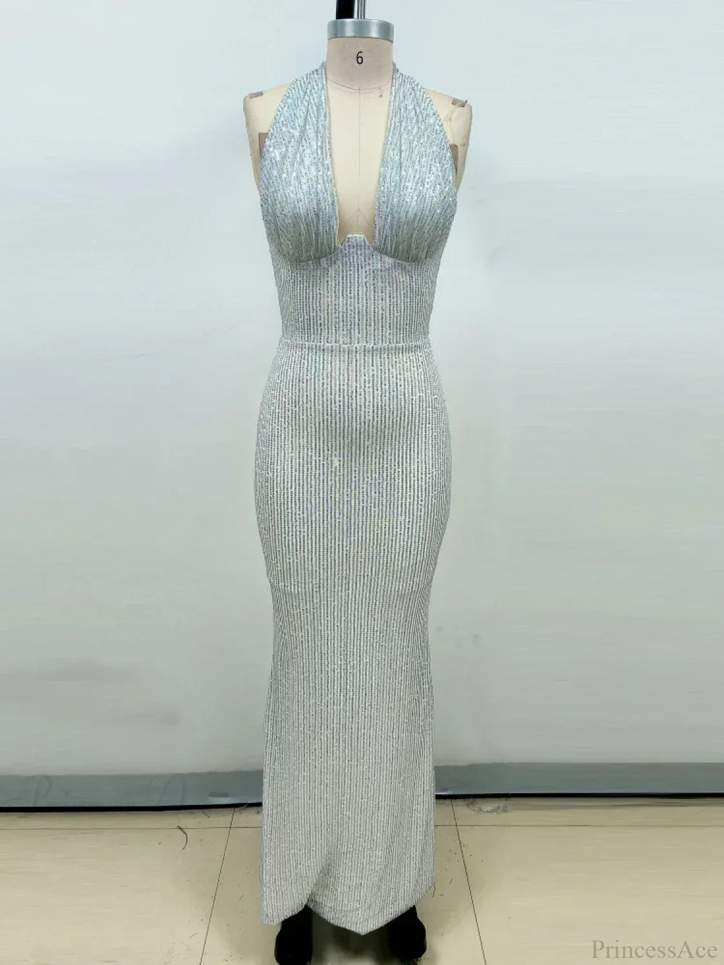 Halter Deep V Neck Sequins Green Sleeveless Backless Celebrity Party Dress