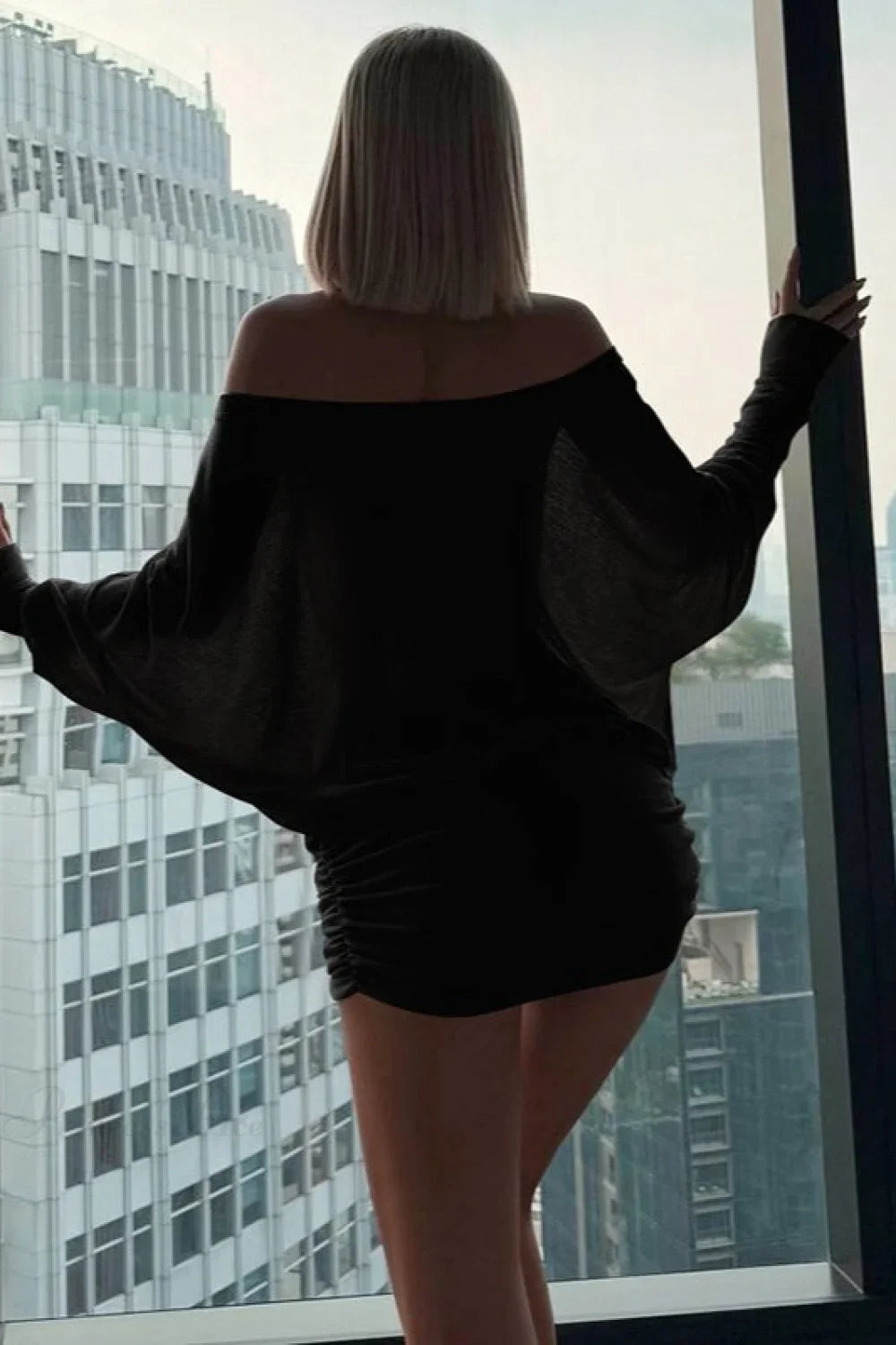 Solid Color Batwing Off-The-Shoulder Long Sleeve Blouse