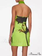 Strapless Hip-Hugging Charming Short Dress With Straps