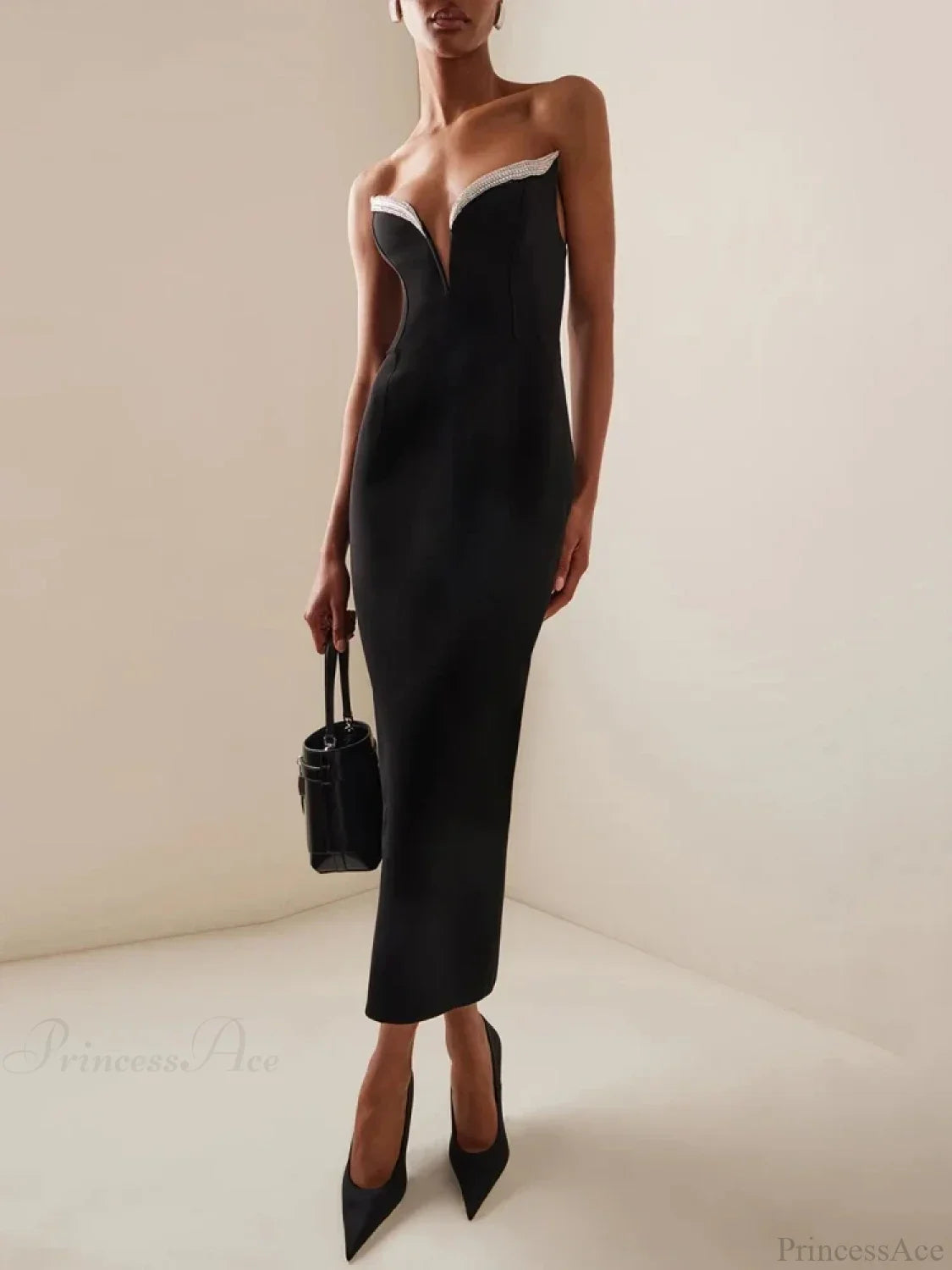 Strapless V Neck Diamonds Bandage Black Sleeveless Party Dress