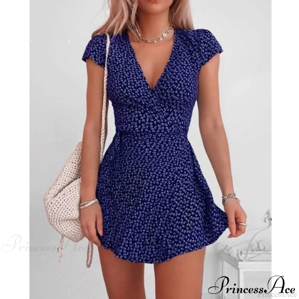 Short Sleeve V-Neck Dresses