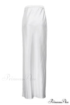 Side Skirt With High Full-Length And White Slit Waist