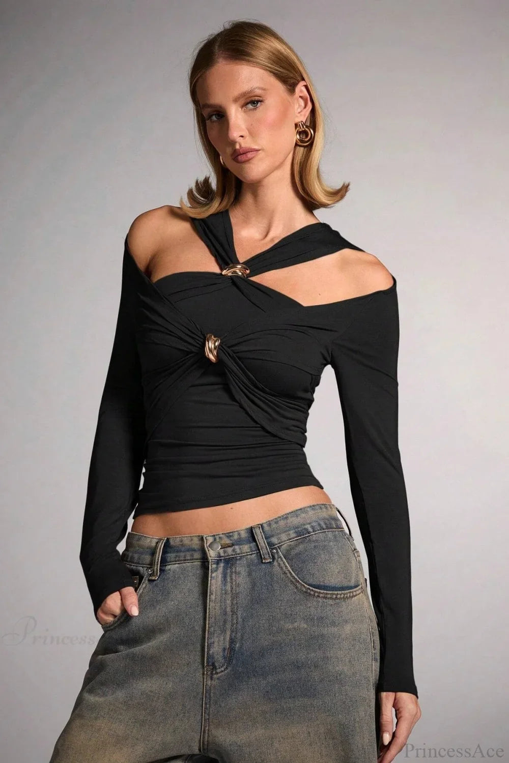 Sleek Off-Shoulder Fitted Slim Long Sleeve Tee