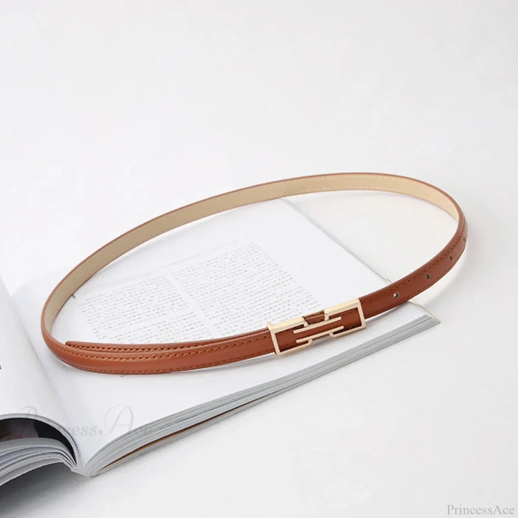 Synonyms: Gothic - Medieval, Leather Hide, Pin Peg, Buckle Clasp Pu Medieval Hide Peg Belt