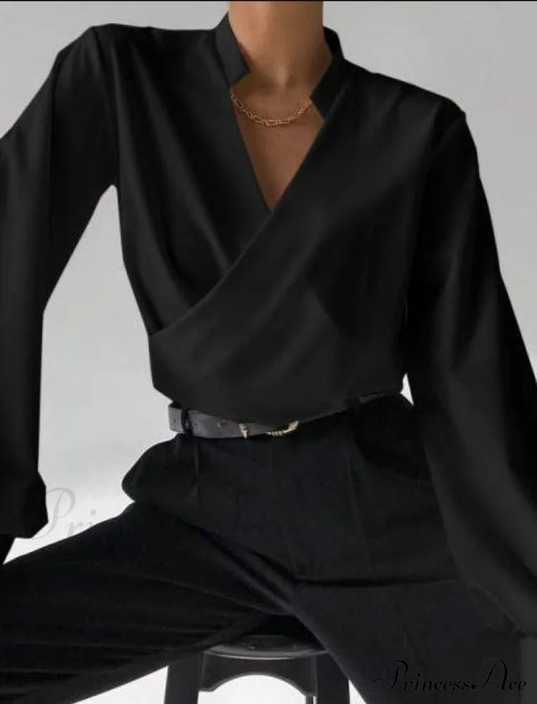 V-Neck Shirt - Tiara