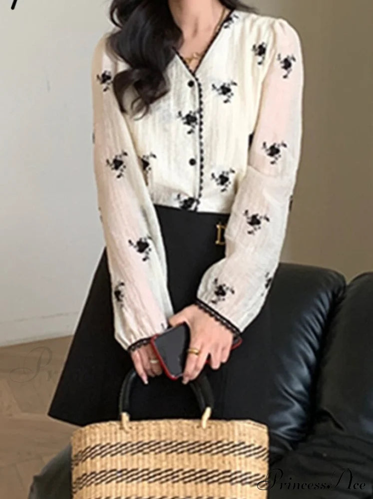 Button Blouse Up V Spring Neck Long Arm Patterned Casual Top
